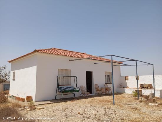 PARCELA RUSTICA CON CASA ESTA DISPONIBLE¡¡¡¡ - MALAGA