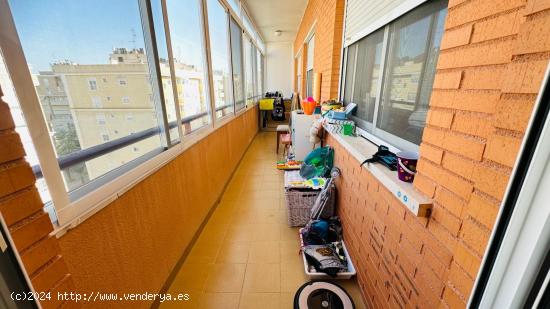 Vivienda en Altabix de VPO con dos plazas de garaje - ALICANTE