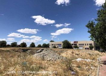 Parcela de forma rectangular en Villaverde Alto - MADRID