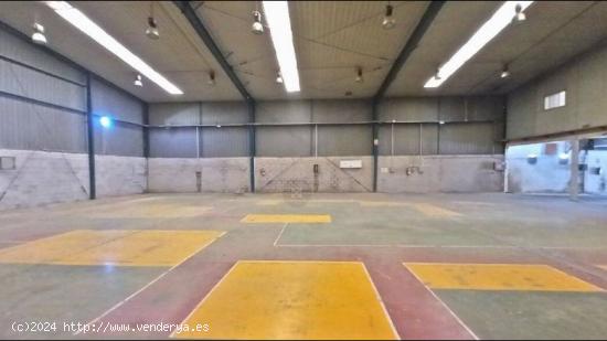 Nave Industrial en venta en Sevilla la Nueva - MADRID