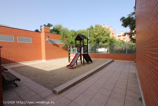 ¡Ático de ensueño en Soto del Henares, terraza de 60m y dos plazas de garaje ! - MADRID