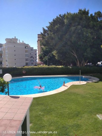  Apartamento en alquiler en Benalmádena (Málaga) 