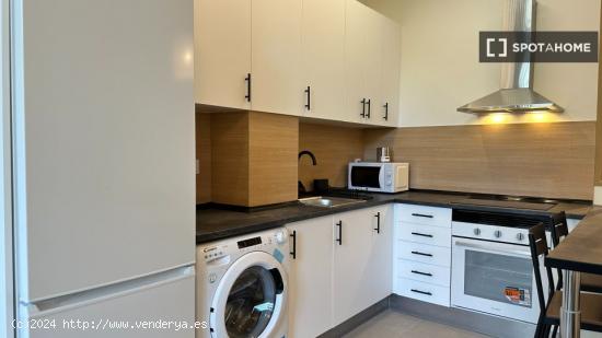 Apartamento de 1 dormitorio en alquiler en Lucero - MADRID