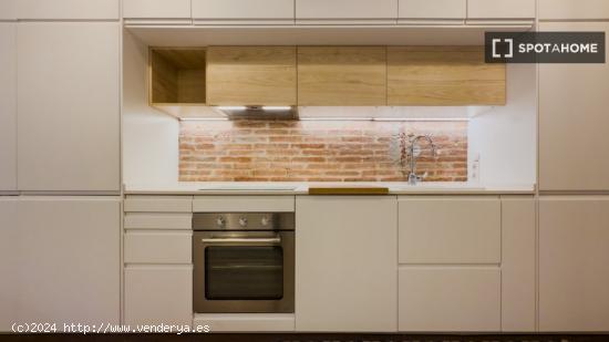 ¡Piso de 2 habitaciones en alquiler en Barcelona! - BARCELONA