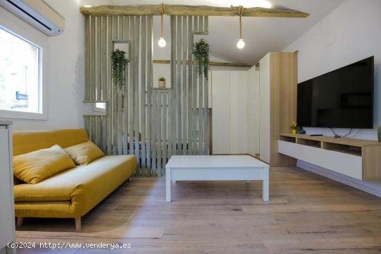 ¡Estudio en venta en la calle Peñuelas, listo para entrar a vivir! - MADRID