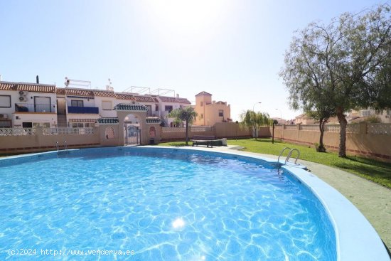 Bungalow en venta en Orihuela (Alicante)