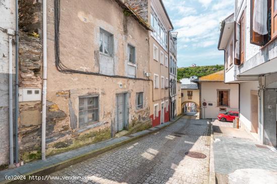 🏡 ¡Oportunidad única en el centro de Luarca! 🏡 - ASTURIAS