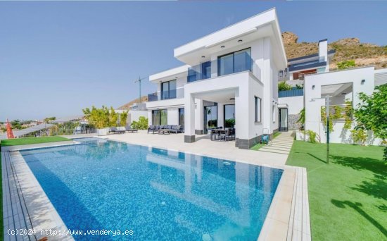 Villa en venta en Finestrat (Alicante)