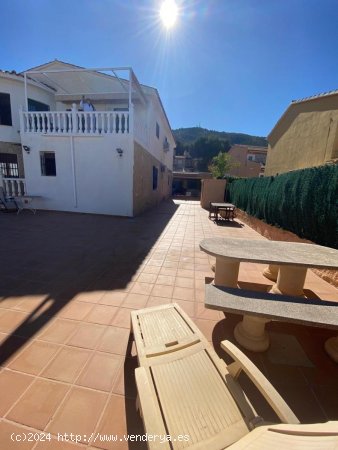 Villa en venta en Alfaz del Pi (Alicante)