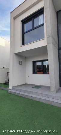 Casa en venta en Alfaz del Pi (Alicante)