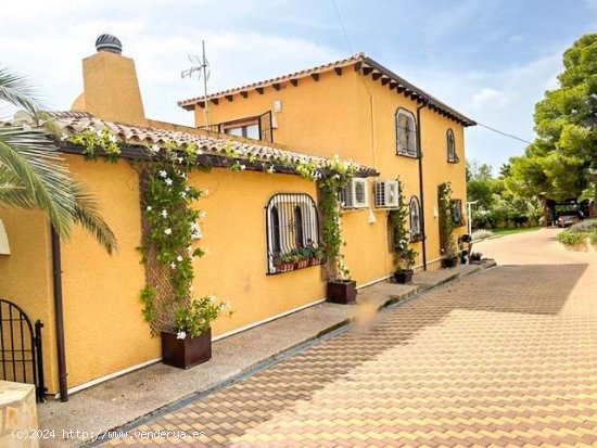  Villa en venta en Alfaz del Pi (Alicante) 