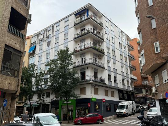  CASABANCO VENDE PISO DE TRES DORMITORIOS EN CÁCERES. - CACERES 