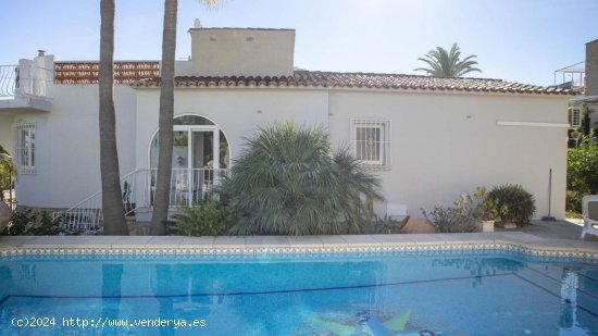  Villa en venta en La Nucia (Alicante) 