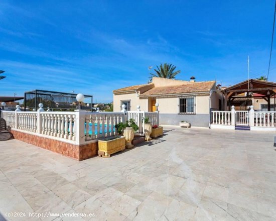 Casa en venta en Albatera (Alicante)