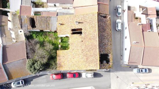 GRAN CASA DE PUEBLO PARA REFORMAR - HUELVA