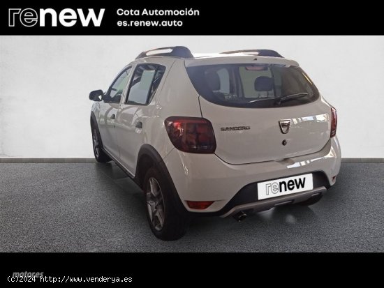 Dacia Sandero STEPWAY ESSENTIAL TCE 90CV de 2018 con 5.500 Km por 12.500 EUR. en Madrid