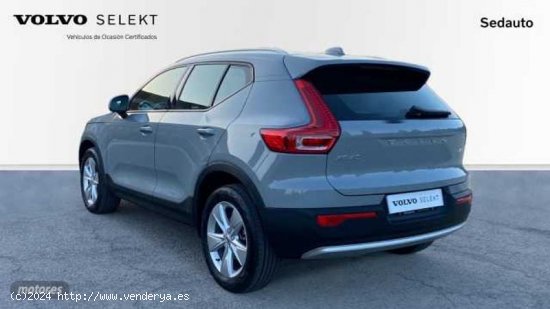 Volvo XC40 XC40 Core, B3 Semihibrido, Gasolina de 2024 con 8.322 Km por 37.800 EUR. en Murcia