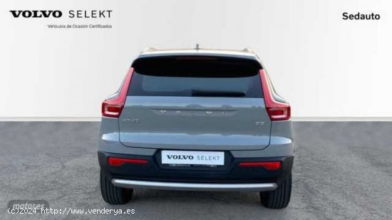 Volvo XC40 XC40 Core, B3 Semihibrido, Gasolina de 2024 con 8.322 Km por 37.800 EUR. en Murcia