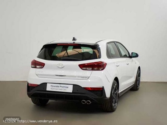 Hyundai i30 1.5 TGDI N Line 48V DT 140 de 2024 con 5.200 Km por 27.490 EUR. en Cadiz