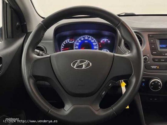 Hyundai i10 1.0 MPI Klass Aut. de 2019 con 22.000 Km por 13.400 EUR. en Alicante