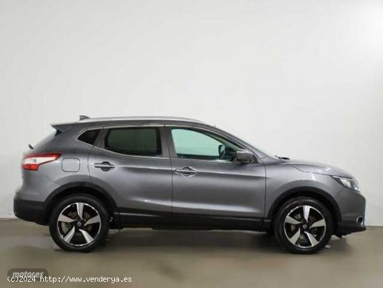 Nissan Qashqai Qashqai 1.5dCi N-Connecta 4x2 de 2016 con 151.950 Km por 13.990 EUR. en Cadiz