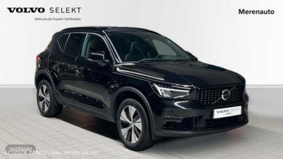 Volvo XC40 XC40 Plus, B3 mild hybrid, Gasolina, Dark de 2023 con 25.765 Km por 41.900 EUR. en A Coru