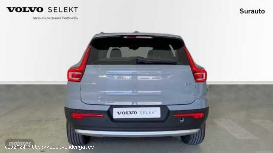 Volvo XC40 XC40 Core, B3 Mild hybrid, Gasolina de 2024 con 1 Km por 36.850 EUR. en Cadiz