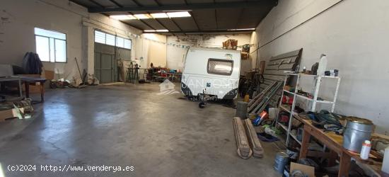 SE VENDE NAVE INDUSTRIAL EN MONFORTE - ALICANTE