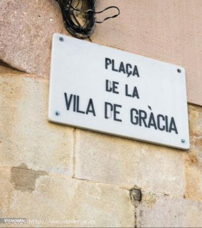 Piso con inquilino a la venta en la calle Berga - Gracia - BARCELONA