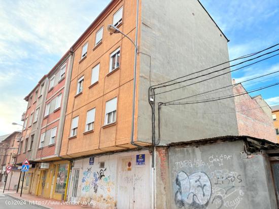 VENTA DE EDIFICIO EN FLORES DEL SIL - LEON