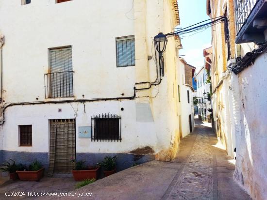 VIVIENDA EN SALERES  ( EL VALLE). - GRANADA