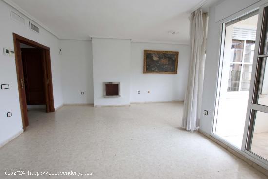 Venta de vivienda en Badajoz - - BADAJOZ