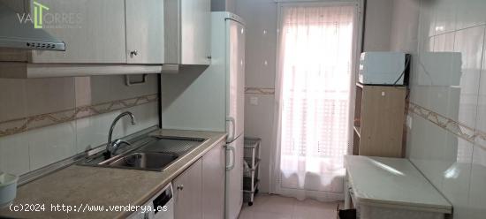 Vivienda, garaje y trastero en la zona de San León - TERUEL