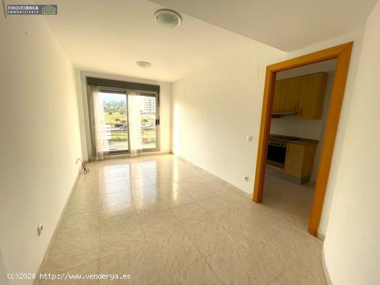 Apartamento en Calle Sant Josep, de 2 Dormitorios Dobles, 2 Baños y Terraza - TARRAGONA