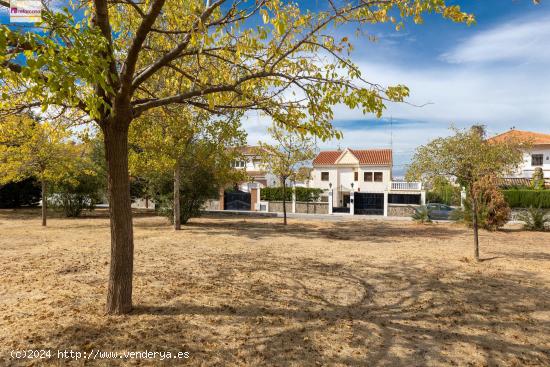  Chalet Venta Urb.Laurel de la Reina (La Zubia) - GRANADA 