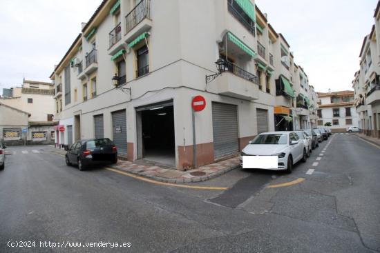  Local Comercial en alquiler en La Zubia - GRANADA 