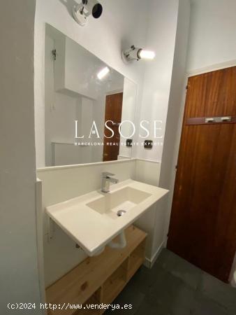 Acogedor piso en alquiler con terraza privada en Vila de Gracia - BARCELONA