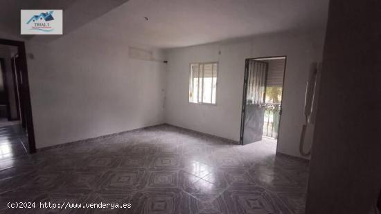 VENTA PISO EN SAN JOSÉ DE LA RINCONADA. - SEVILLA