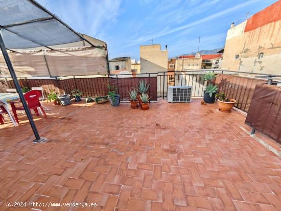 MAGNIFICO DÚPLEX EN ORIHUELA CON AMPLIA TERRAZA PRIVADA, BARBACOA, RODEADA DE SERVICIOS...¡VISITEL