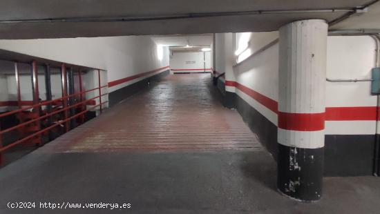 PLAZA DE GARAJE EN VENTA PARA COCHE GRANDE EN Pº DE SAGASTA - ZARAGOZA