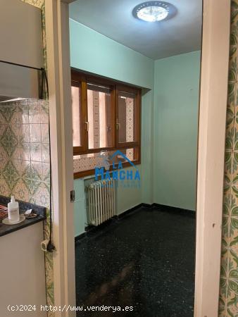 INMOBILIARIA LA MANCHA VENDE PISO EN PLENO CENTRO. - ALBACETE