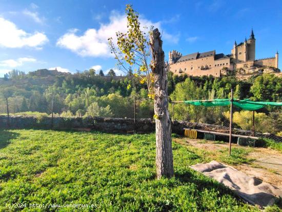 FINCA URBANA DE 1000 M², EN ZONA DE SAN MARCOS (SEGOVIA) - SEGOVIA