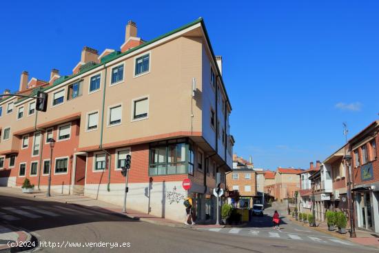 ESPECTACULAR PISO DE DOS DORMITORIOS Y DOS BAÑOS EN ZARATAN, CON GARAJE Y TRASTERO - VALLADOLID