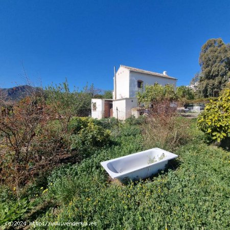 Finca en venta en Carratraca (Málaga)