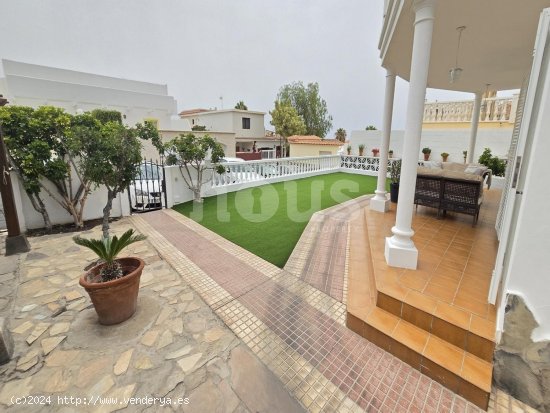 Villa en venta en Adeje (Tenerife)