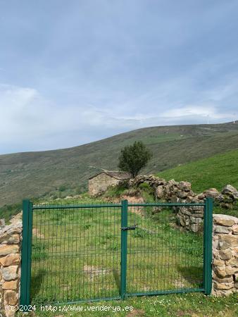 CABAÑA PASIEGA CON PRECIOSAS VISTAS AL VALLE - CANTABRIA