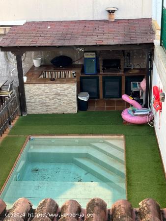 VIVIENDA PAREADA EN EL COBRE CON PISCINA - CADIZ