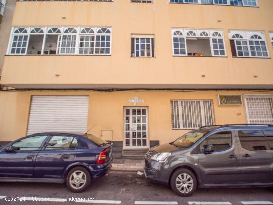 Venta de Local con Parking privado incluido en Taco - SANTA CRUZ DE TENERIFE