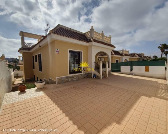  Villa en alquiler en Ciudad Quesada (Alicante) 