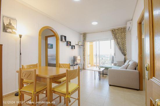 SE VENDE APARTAMENTO DE 2 DORMITORIOS EN TORREBLANCA (TORREVIEJA) ALICANTE - ALICANTE